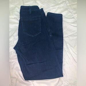 Gap Jeans Women’s True Skinny Size 6 Waist 28 Dark Wash Metal Button Accents